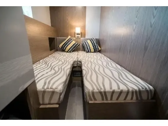 Slide: The Image of Cranchi 53 LD Trawler 2018 - 35