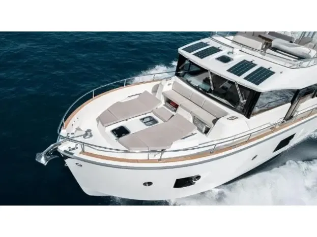 Slide: The Image of Cranchi 53 LD Trawler 2018 - 3