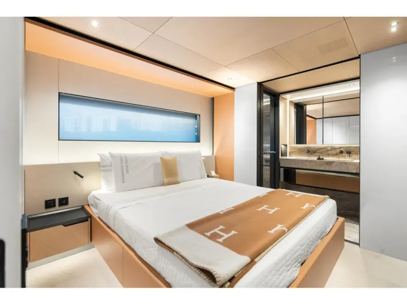 Slide: The Image of Azimut GRANDE 36M 2026 - 121