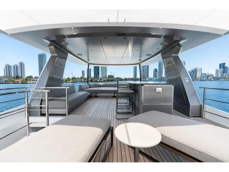 Slide: The Image of Azimut GRANDE 36M 2026 - 56