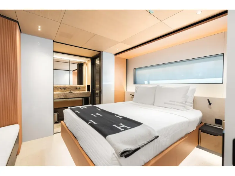Slide: The Image of Azimut GRANDE 36M 2026 - 115