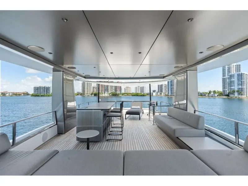 Slide: The Image of Azimut GRANDE 36M 2026 - 57