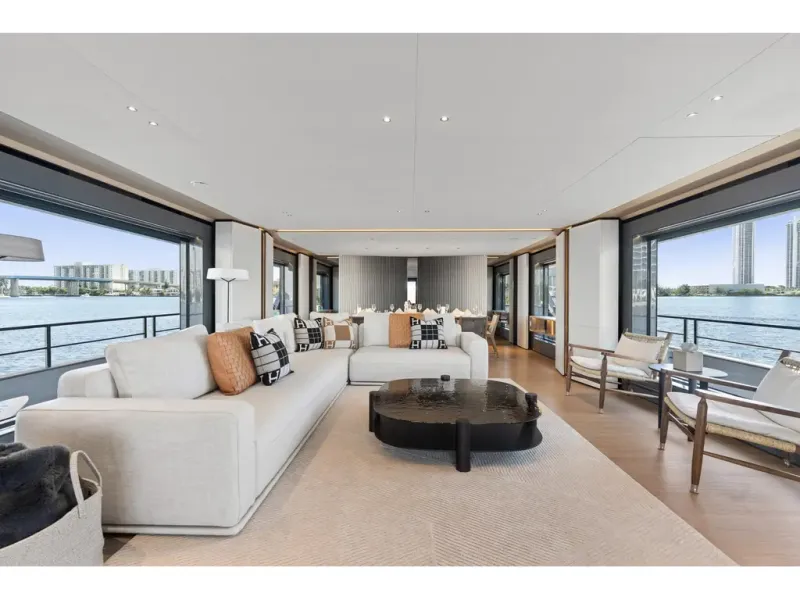Slide: The Image of Azimut GRANDE 36M 2026 - 66