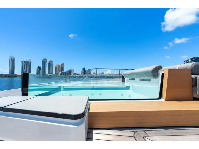 Slide: The Image of Azimut GRANDE 36M 2026 - 37