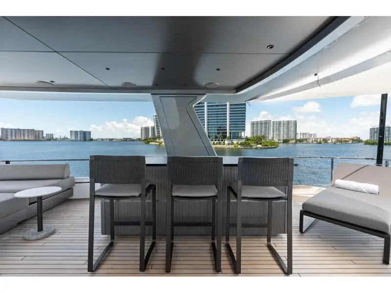 Slide: The Image of Azimut GRANDE 36M 2026 - 59