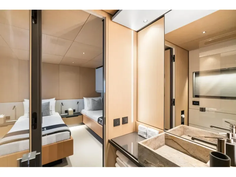 Slide: The Image of Azimut GRANDE 36M 2026 - 137