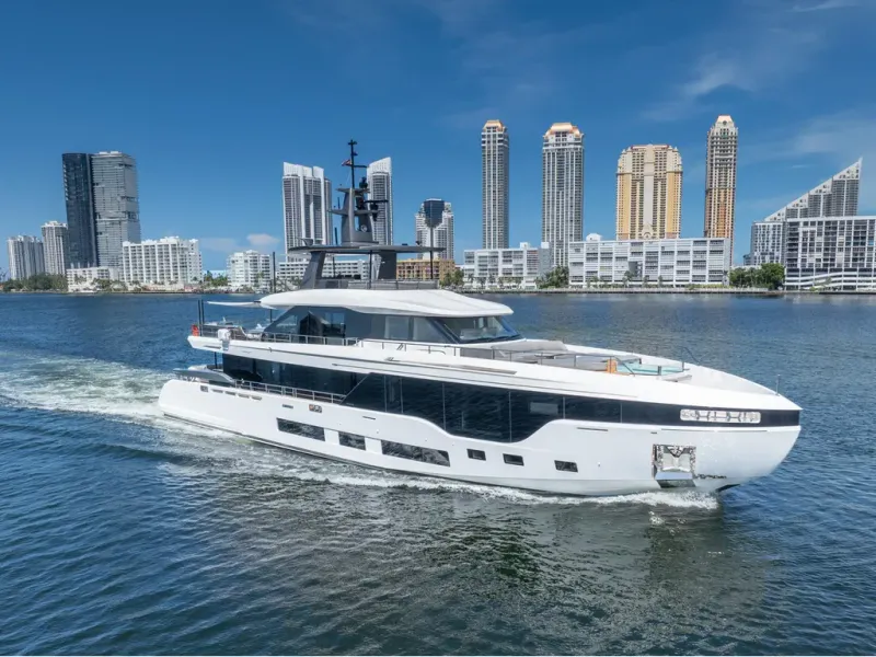 Slide: The Image of Azimut GRANDE 36M 2026 - 19