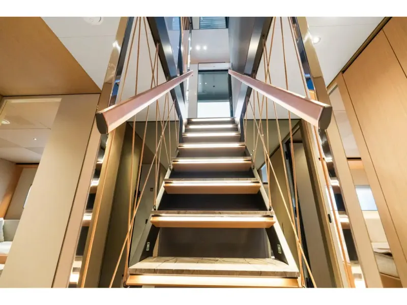 Slide: The Image of Azimut GRANDE 36M 2026 - 114