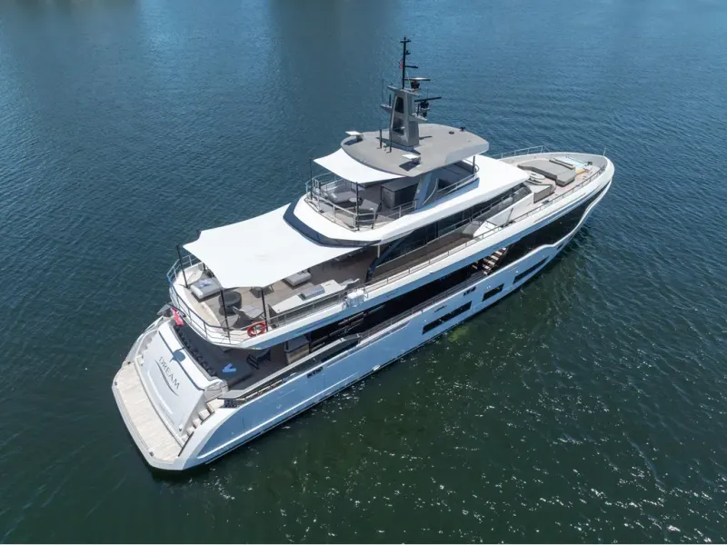 Slide: The Image of Azimut GRANDE 36M 2026 - 11