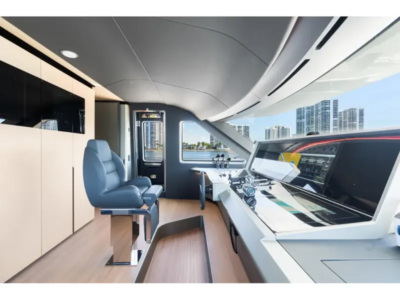 Slide: The Image of Azimut GRANDE 36M 2026 - 88