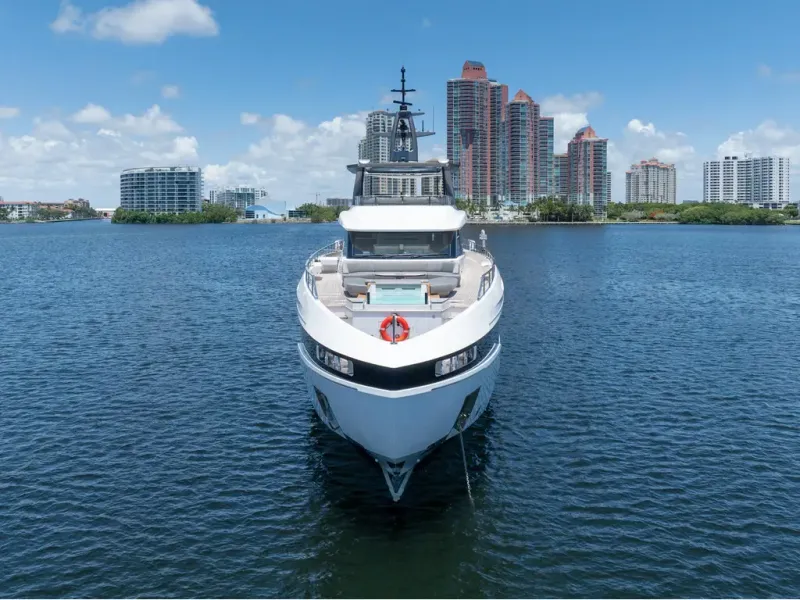 Slide: The Image of Azimut GRANDE 36M 2026 - 2