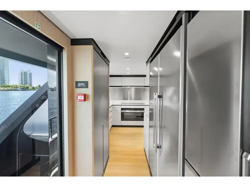 Slide: The Image of Azimut GRANDE 36M 2026 - 78