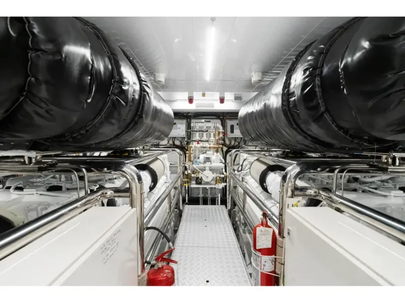 Slide: The Image of Azimut GRANDE 36M 2026 - 146