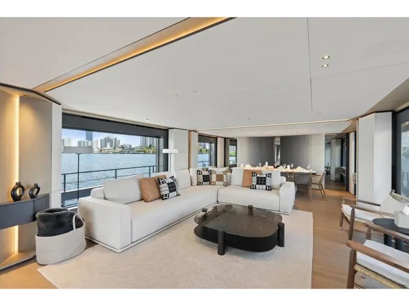 Slide: The Image of Azimut GRANDE 36M 2026 - 65