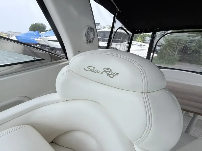 Slide: The Image of Sea Ray 380 SUNDANCER 2003 - 10