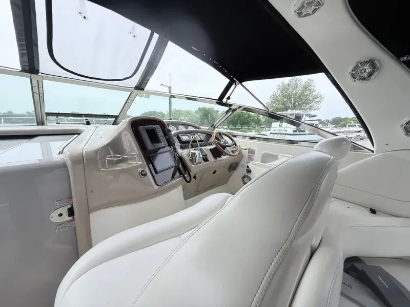 Slide: The Image of Sea Ray 380 SUNDANCER 2003 - 11