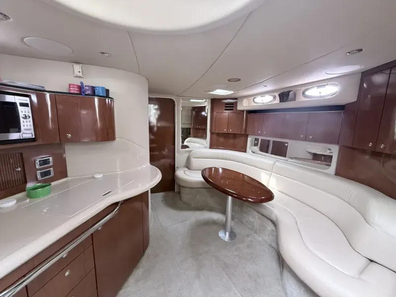 Slide: The Image of Sea Ray 380 SUNDANCER 2003 - 17