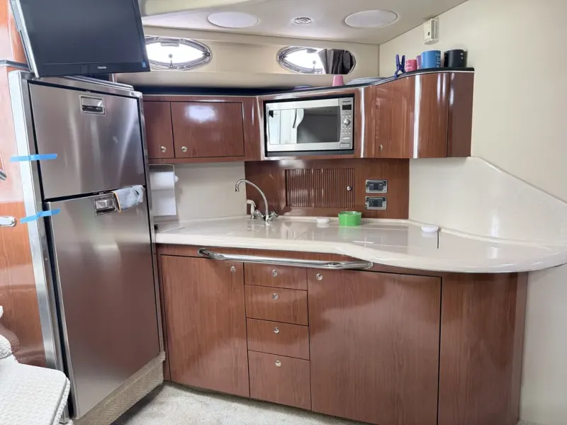 Slide: The Image of Sea Ray 380 SUNDANCER 2003 - 19