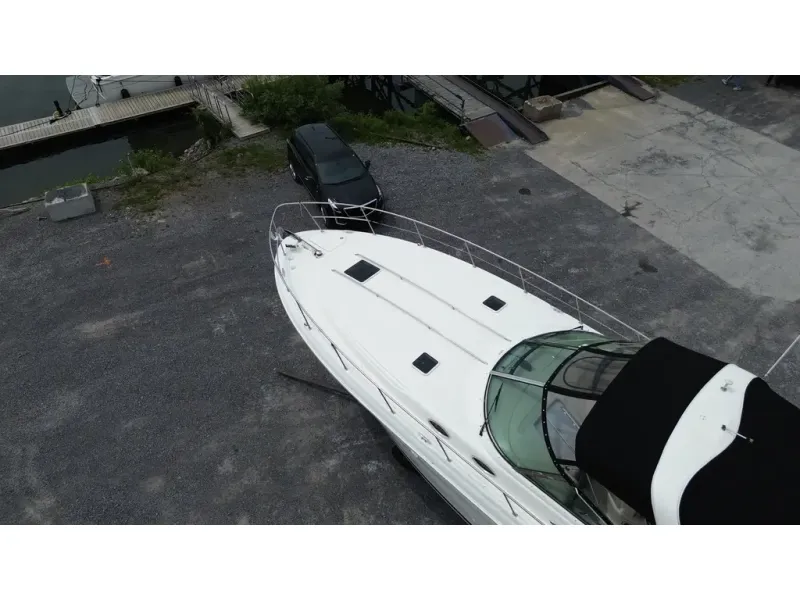 Slide: The Image of Sea Ray 380 SUNDANCER 2003 - 4