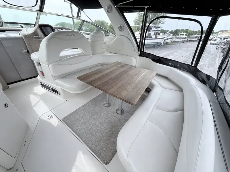 Slide: The Image of Sea Ray 380 SUNDANCER 2003 - 5