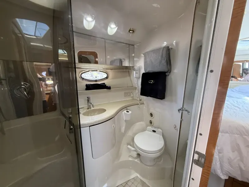 Slide: The Image of Regal 3780 Commodore Fly 2001 - 21