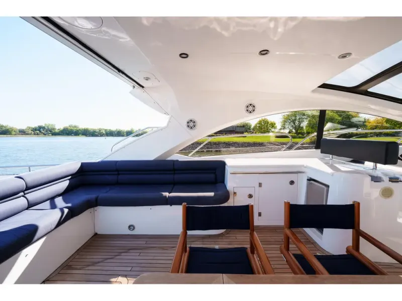 Slide: The Image of Sunseeker PREDATOR 60 2011 - 11