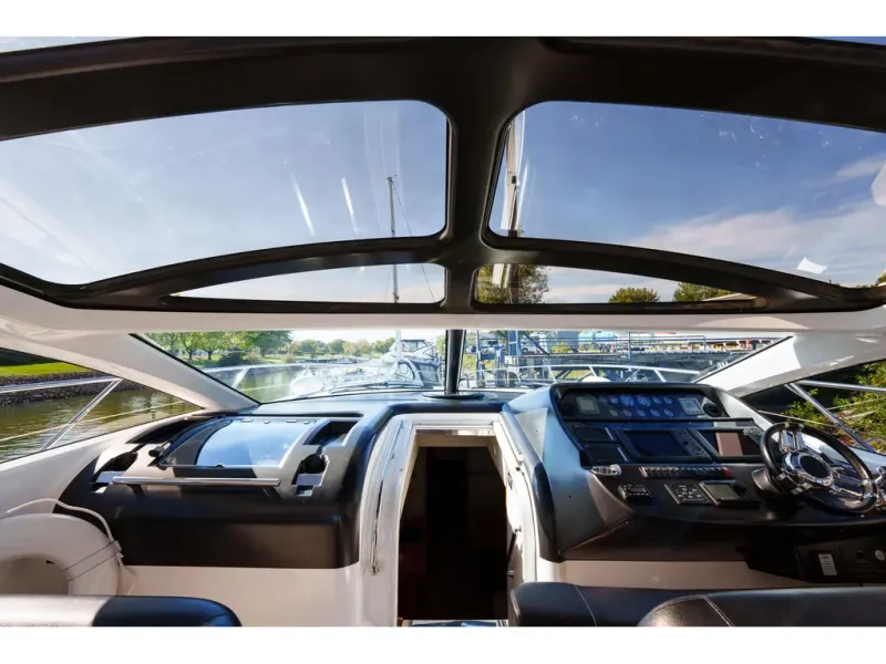 Slide: The Image of Sunseeker PREDATOR 60 2011 - 12
