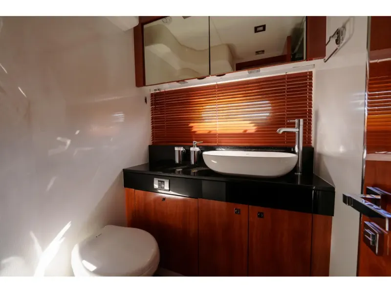 Slide: The Image of Sunseeker PREDATOR 60 2011 - 27
