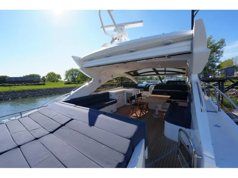 Slide: The Image of Sunseeker PREDATOR 60 2011 - 5