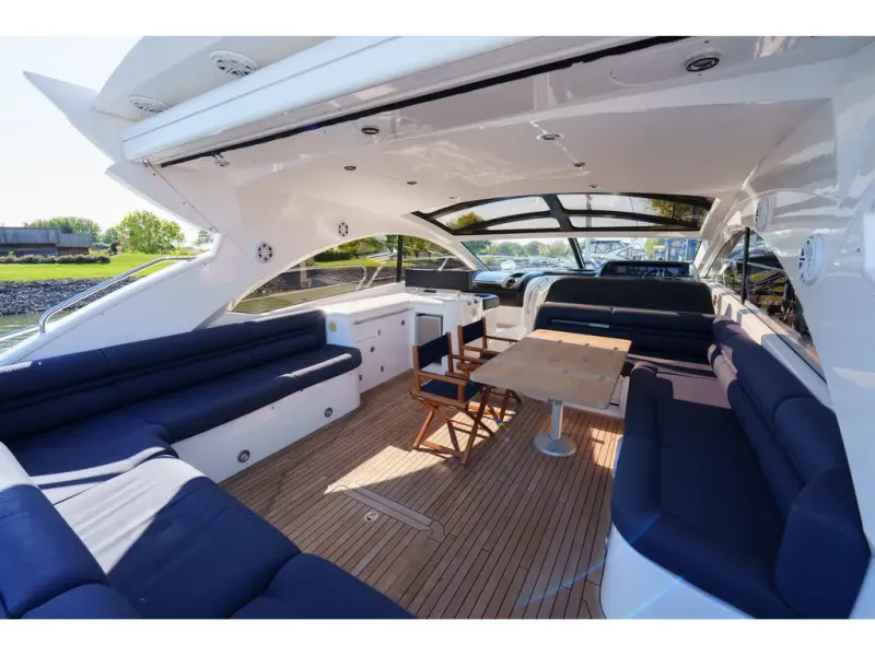 Slide: The Image of Sunseeker PREDATOR 60 2011 - 7