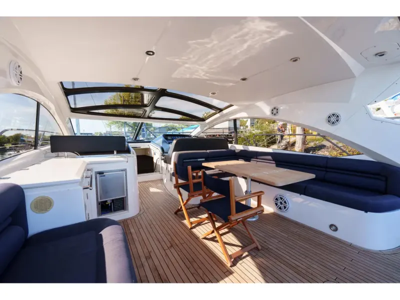 Slide: The Image of Sunseeker PREDATOR 60 2011 - 9