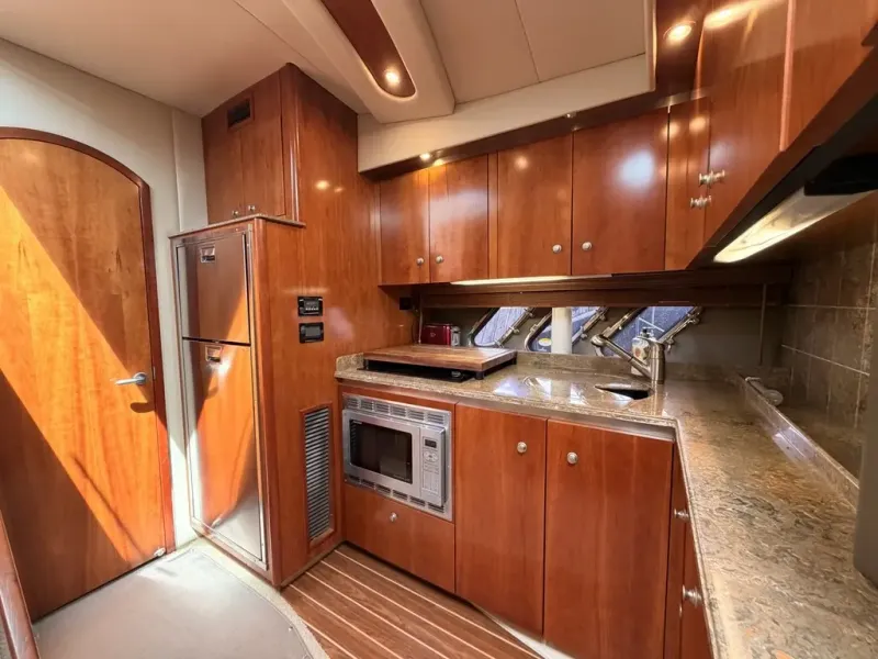 Slide: The Image of Cruisers 460 Express 2008 - 32