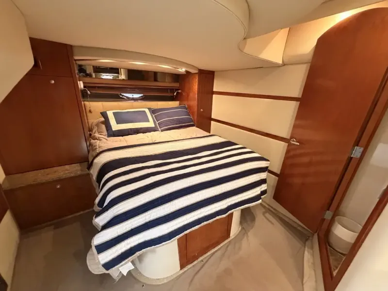 Slide: The Image of Cruisers 460 Express 2008 - 34
