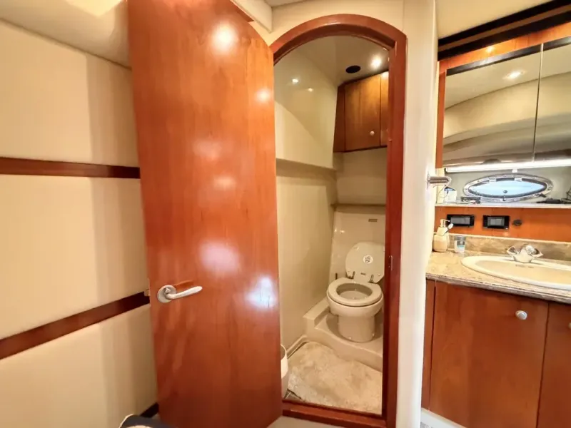 Slide: The Image of Cruisers 460 Express 2008 - 38