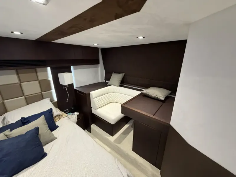 Slide: The Image of Galeon 500 FLY 2019 - 12