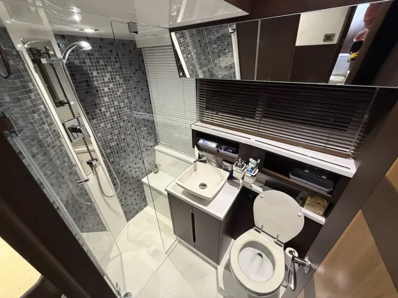 Slide: The Image of Galeon 500 FLY 2019 - 13