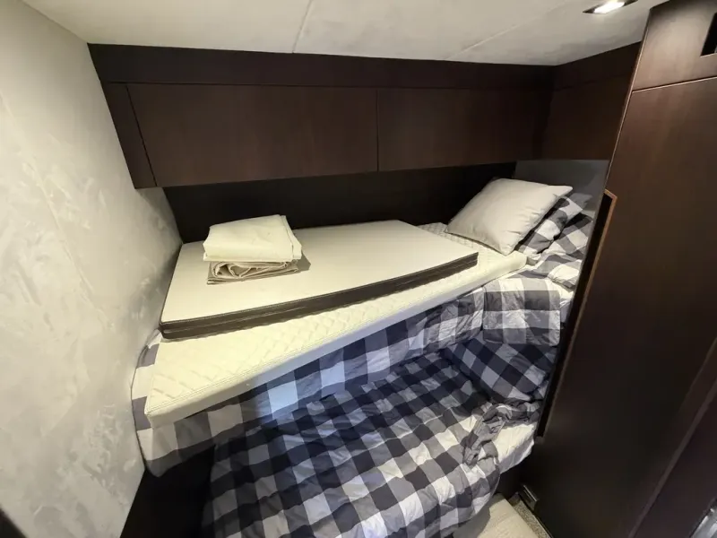 Slide: The Image of Galeon 500 FLY 2019 - 15