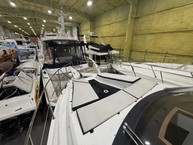 Slide: The Image of Galeon 500 FLY 2019 - 18