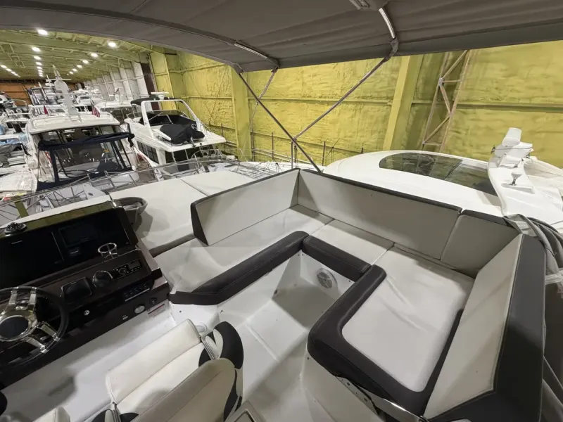 Slide: The Image of Galeon 500 FLY 2019 - 23