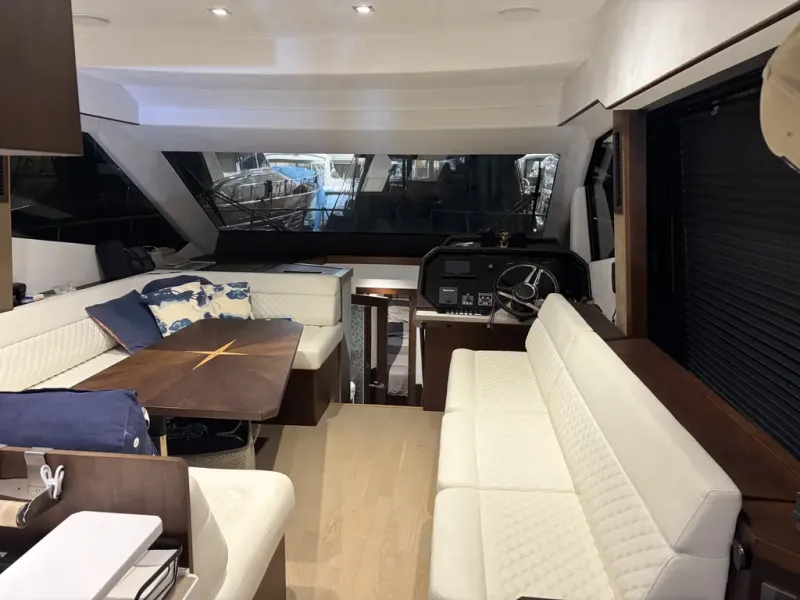 Slide: The Image of Galeon 500 FLY 2019 - 8