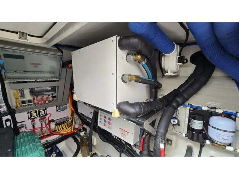 Slide: The Image of Aquila 54 YACHT 2025 - 45