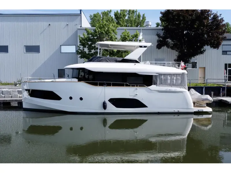 Slide: The Image of Absolute NAVETTA 58 2024 - 3