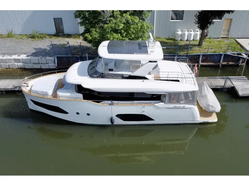 Slide: The Image of Absolute NAVETTA 58 2024 - 4