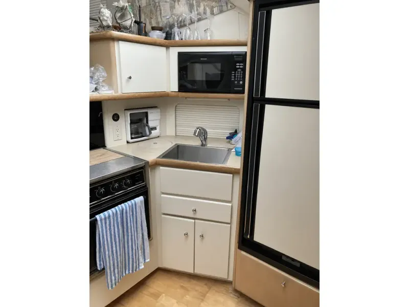 Slide: The Image of Carver MY 400 1997 - 7