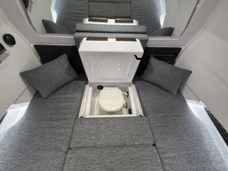 Slide: The Image of Axopar 29 SUN TOP 2026 - 20