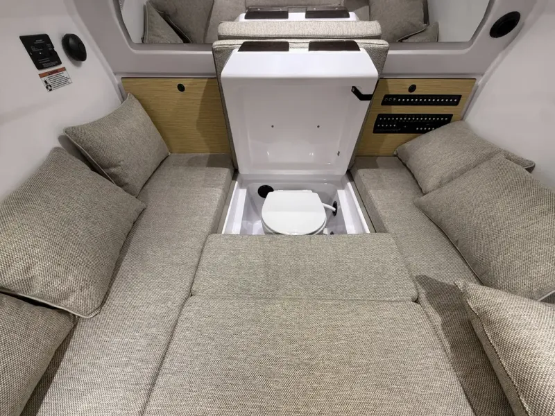 Slide: The Image of Axopar 29 XC CROSS CABIN 2026 - 20