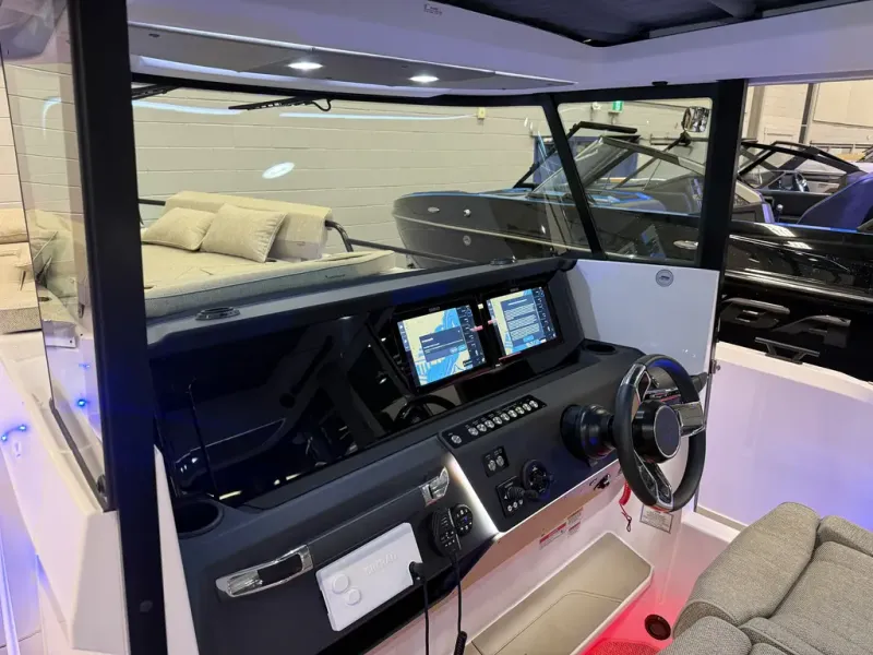 Slide: The Image of Axopar 29 XC CROSS CABIN 2026 - 8