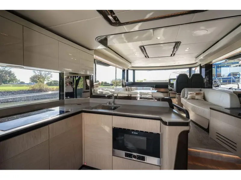 Slide: The Image of Absolute NAVETTA 52 2022 - 19