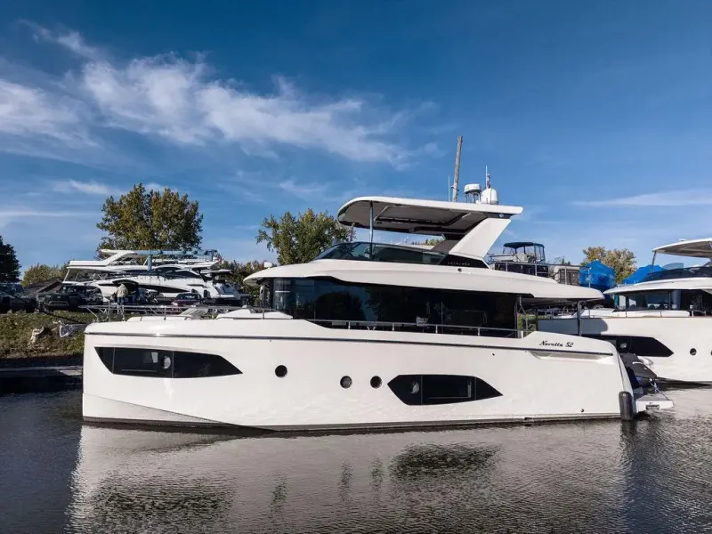 Slide: The Image of Absolute NAVETTA 52 2022 - 2