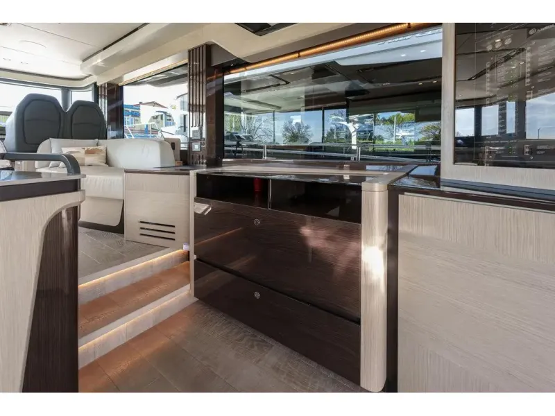 Slide: The Image of Absolute NAVETTA 52 2022 - 21